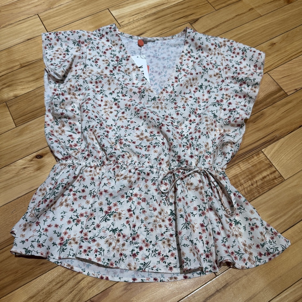 West K Ditsy Floral Womens Top/Blouse